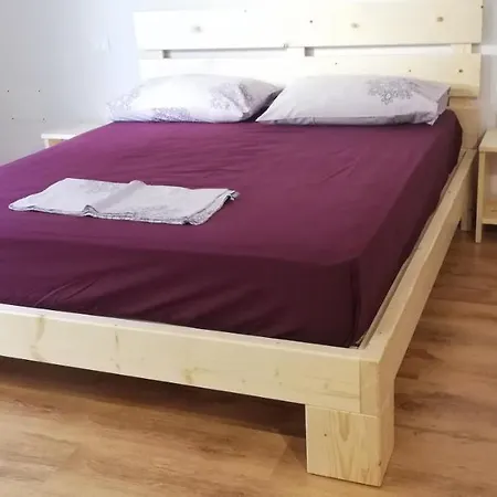 Casa Charlie * קליארי