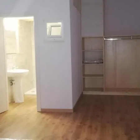 דירה Casa Charlie קליארי
